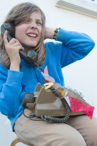 avoir de la friture sur la ligne