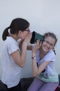 être sourd comme un pot